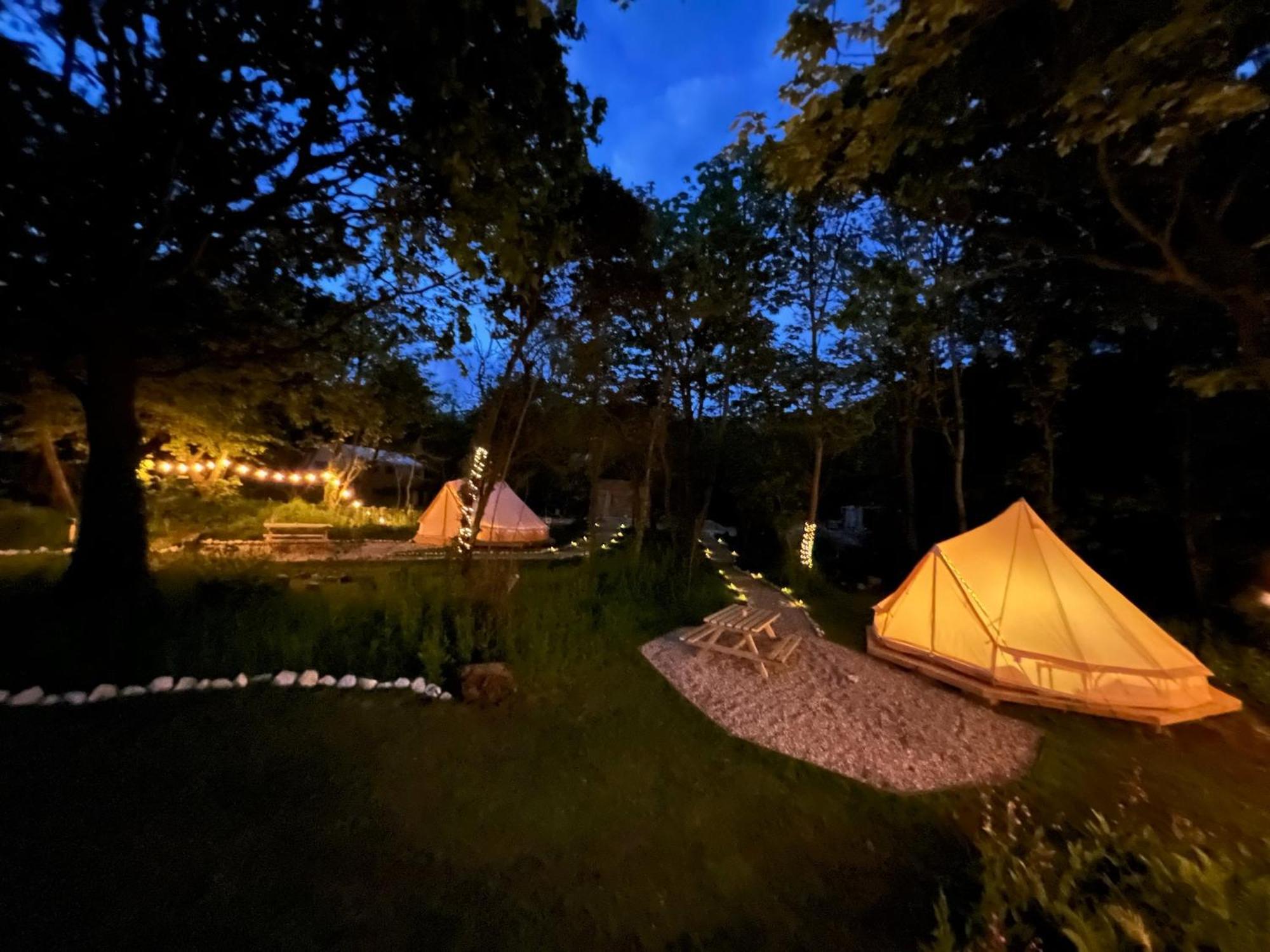 Glamping At Camp Corve Hotel Chale Exterior foto